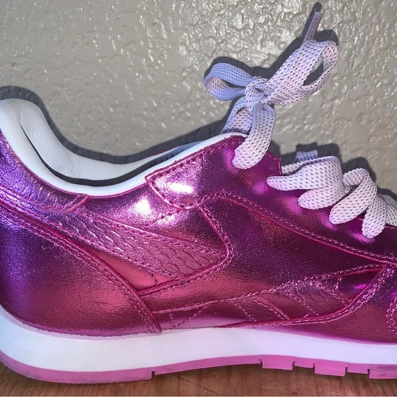 Classic Reebok Pink Metallic - Picture 4 of 6